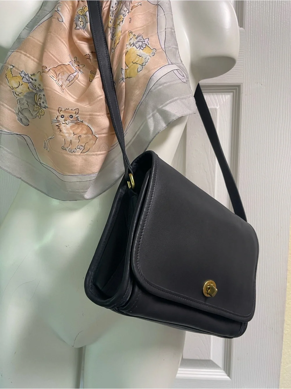 Coach Ridgefield 9812 Black.  EUC